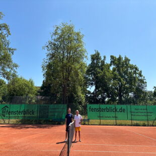 Sponsoring Tennis beide Sichtschutzblenden mit Personen