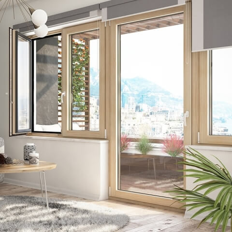 Balkonfenster mit Tür aus Holz-Aluminium
