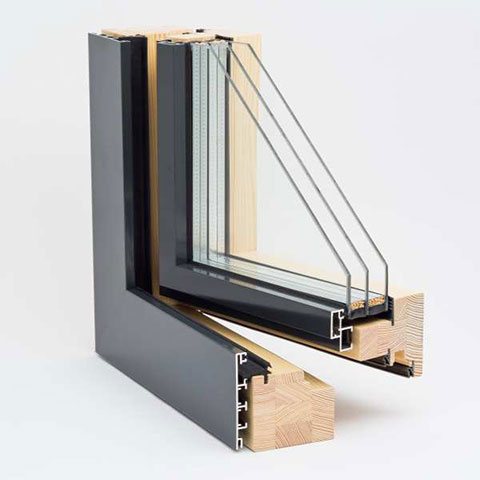 Holz-Aluminium Fensterprofil öffnend