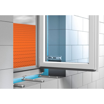 Preview: Fenstermontagekonsole mit Höhenverstellungsplatte Anwendung am Fenster